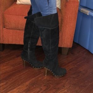 Black suede knee boots